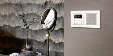 JUNG Smart Radio DAB+ bei Elektro-Müller & Söhne GmbH in Bleicherode