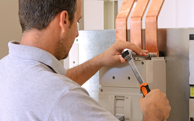 Nieder­spannungs­anlagen bei Elektro-Müller & Söhne GmbH in Bleicherode