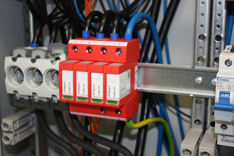 U berspannungsschutz bei Elektro-Müller & Söhne GmbH in Bleicherode
